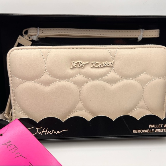 Betsey Johnson Handbags - Betsey Johnson Heart-Quilted Cream Wristlet